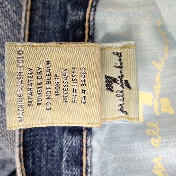 7 For All Mankind Distressed Streetwear Bermuda Grunge Jean Shorts Size 28 - Picture 9 of 10